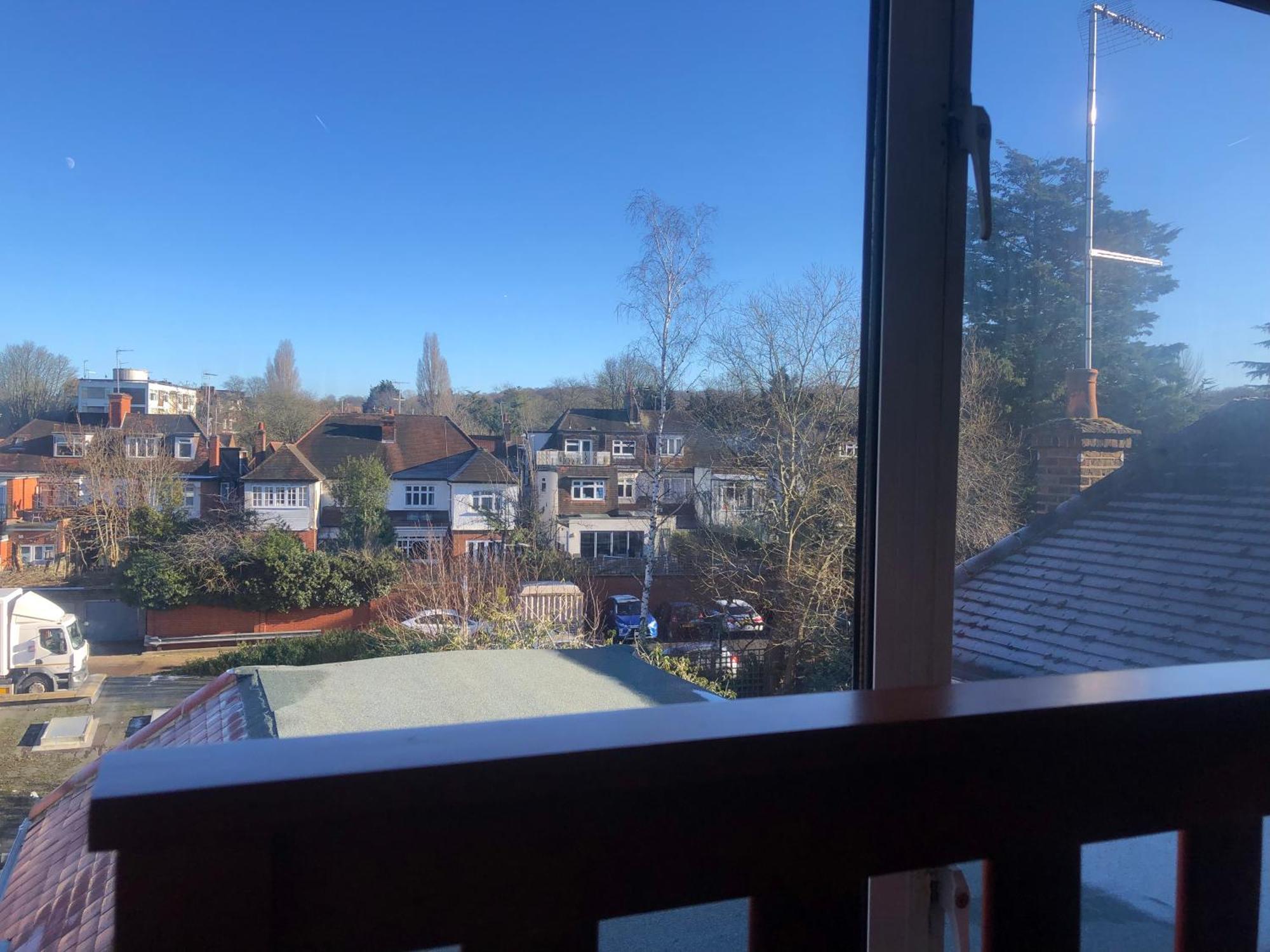 Appartement Peaceful Studio-Flat With Driveway In Golders Green à Londres Extérieur photo